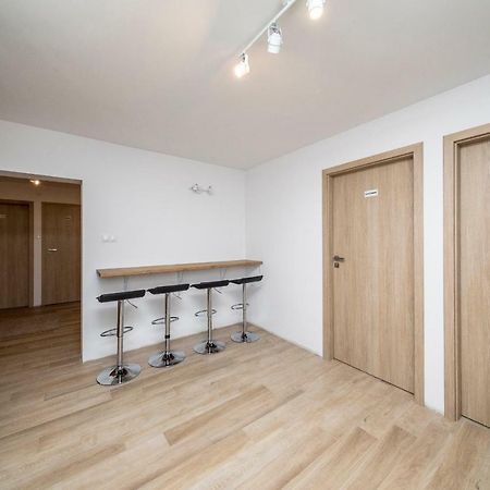 6 Cities Rooms Warszawa Eksteriør bilde