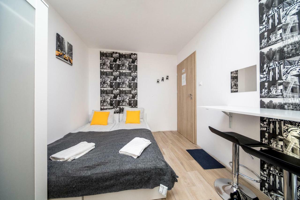 6 Cities Rooms Warszawa Eksteriør bilde